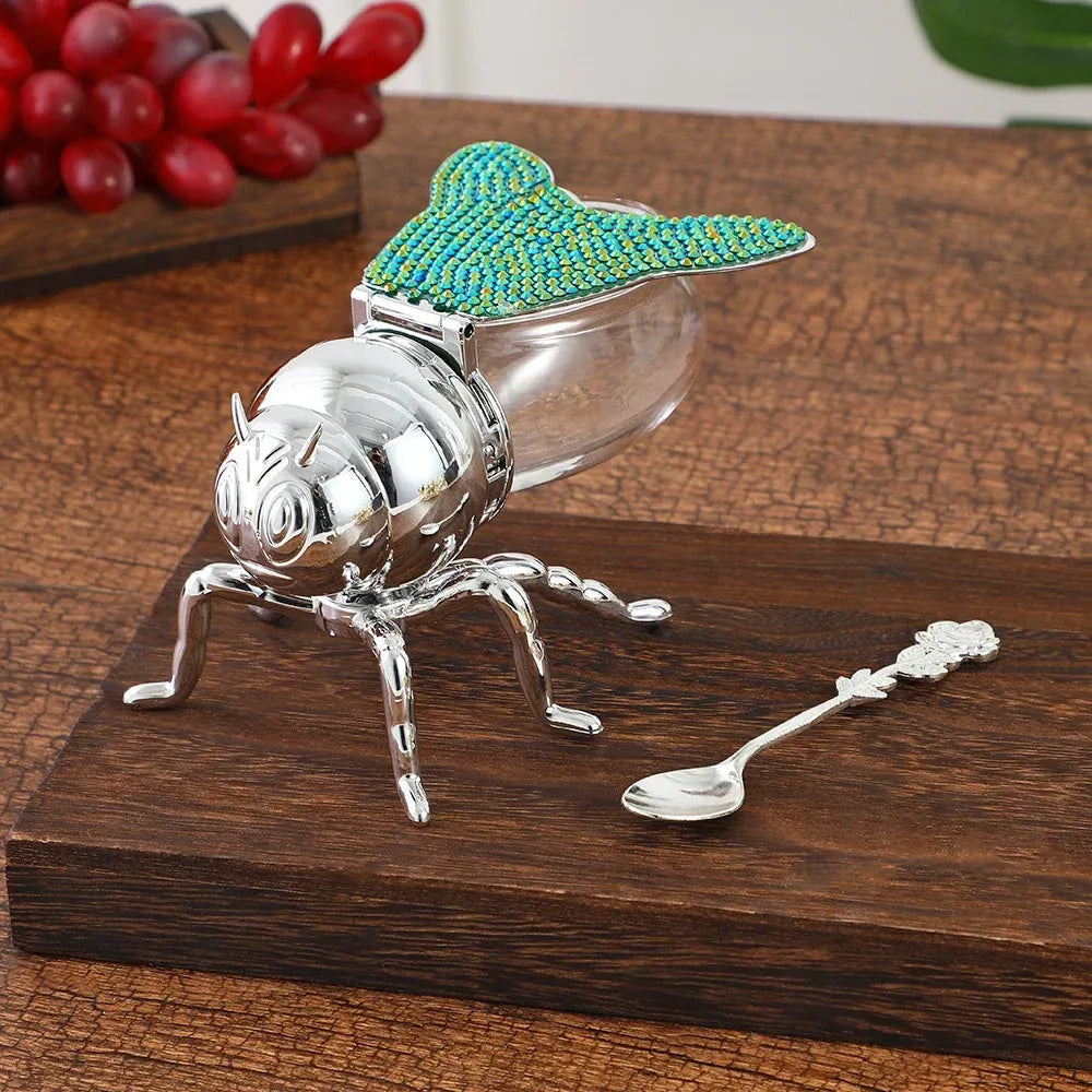 🐝Creative European-Style Classic Bee Honey Jar – Vintage-Inspired Kitchen Condiment Container