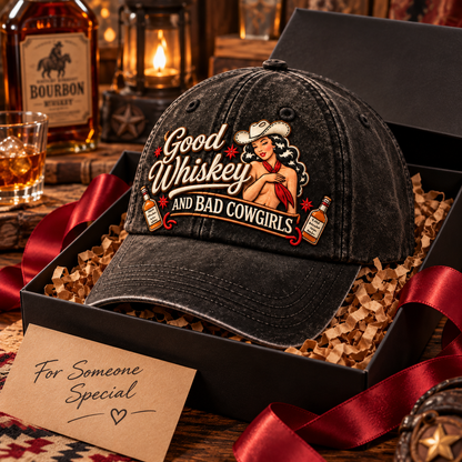 🤠🥃 Good Whiskey And Bad Cowgirls Retro Western Pin-Up Baseball Cap