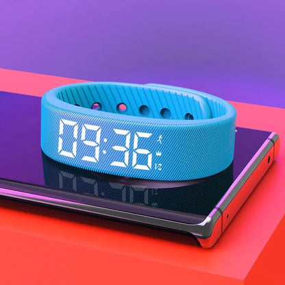 ⌚ Smart Fitness Tracker – Track Your Activity, Stay Motivated ✨